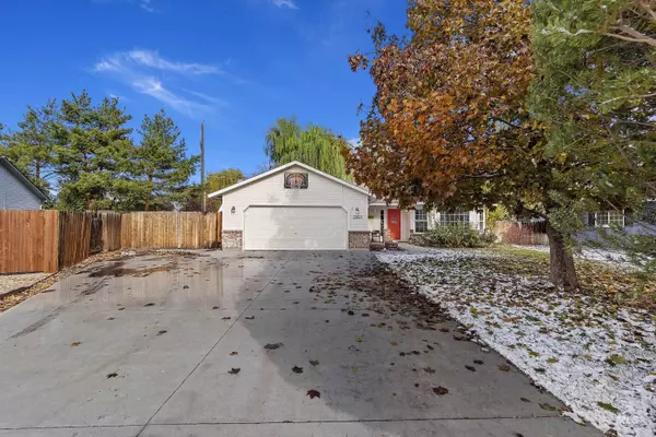 2950 W Pebblestone St, Meridian, ID 83646