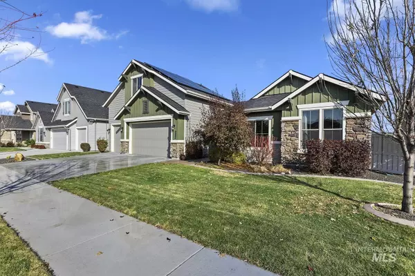 Kuna, ID 83634,9444 S Macadan Way