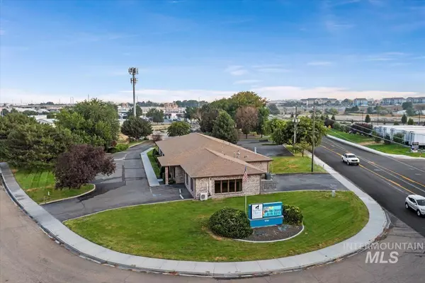 1014 W Hemingway Blvd, Nampa, ID 83651