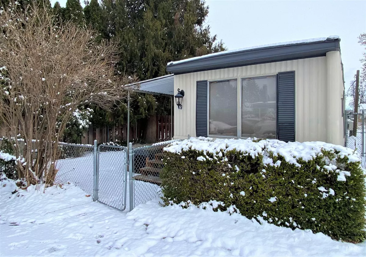 Lewiston, ID 83501,913 Preston # 19