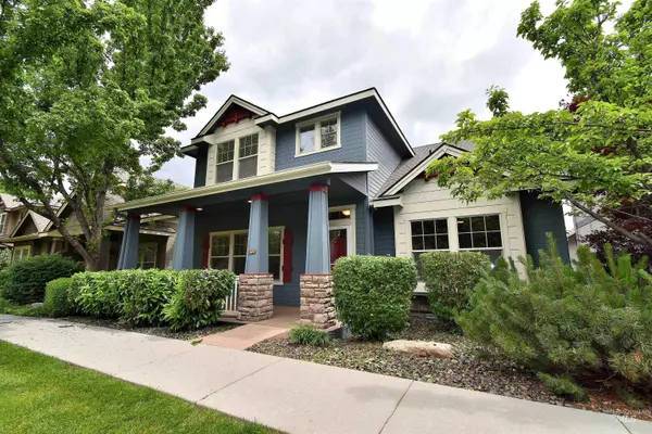 Eagle, ID 83616,922 E Winding Creek Street