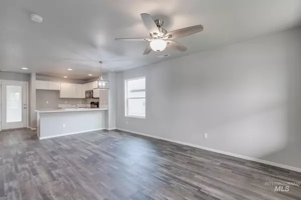 Boise, ID 83709-0000,959 S Wavetrain Ave