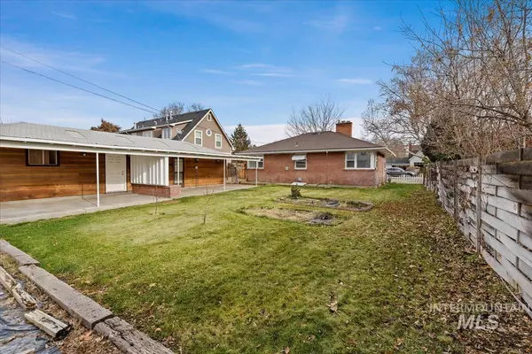 Boise, ID 83705,1729 S Gourley St