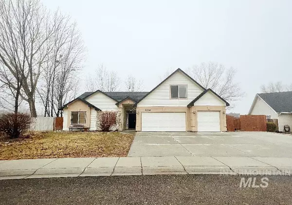 2026 W Camelot Dr, Nampa, ID 83651