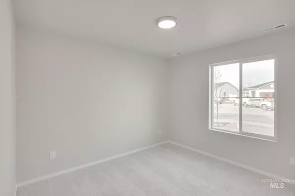 Nampa, ID 83687,609 S Bangor Way