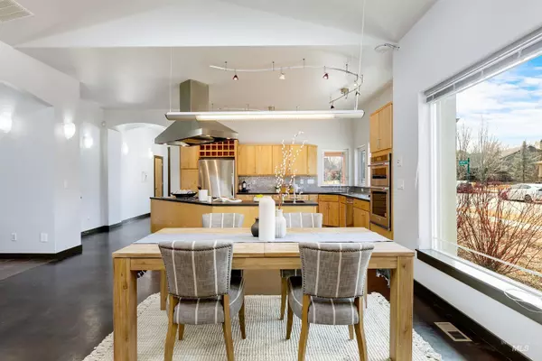 Boise, ID 83714,12801 N 11th Avenue