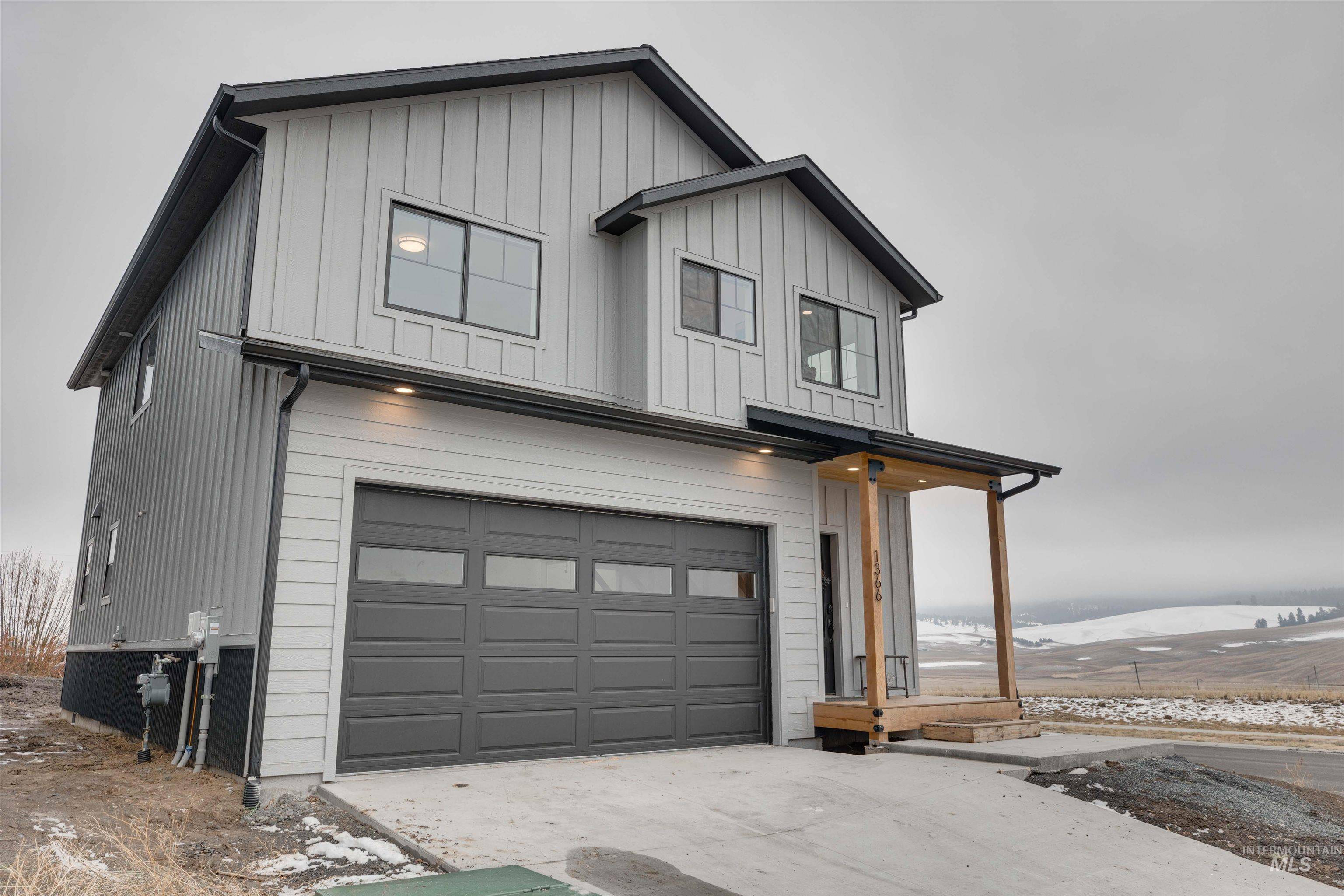 Moscow, ID 83843,1366 Indian Hills