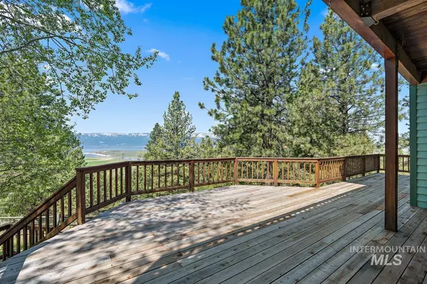 Cascade, ID 83611,1713 Pine Lakes Ranch Drive