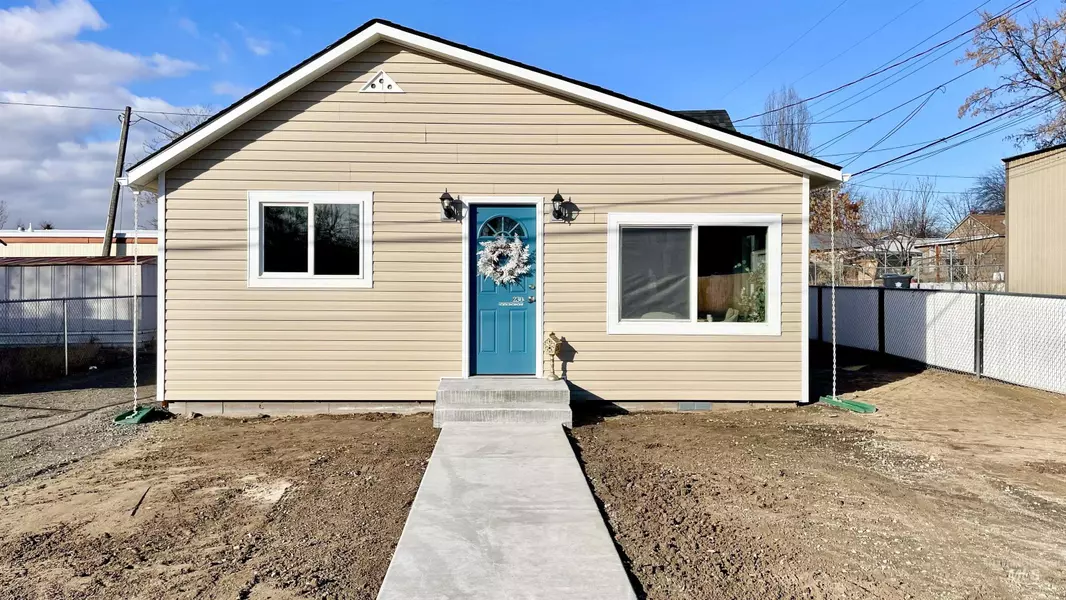 230 N Shoshone St., Wendell, ID 83355