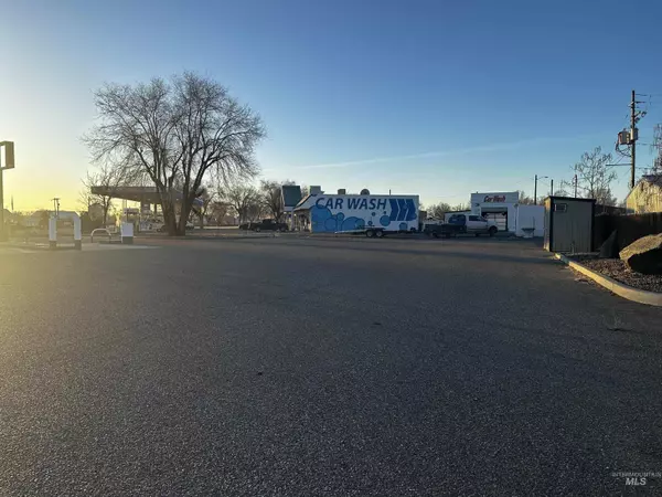 Nyssa, OR 97914-0000,117 Thunderegg Blvd