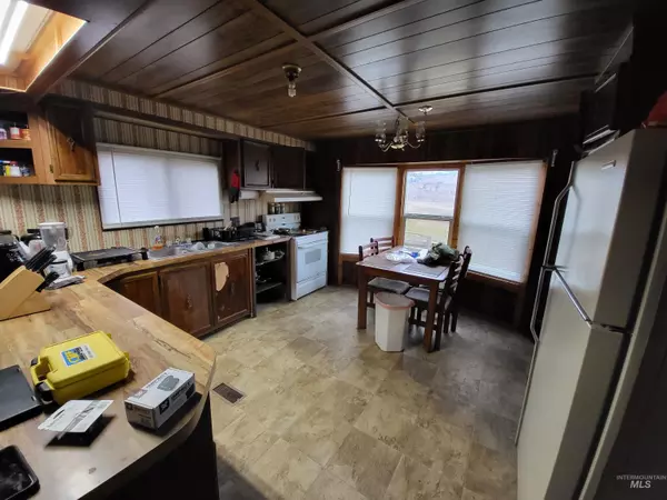 Kamiah, ID 83536,104 Cedar St