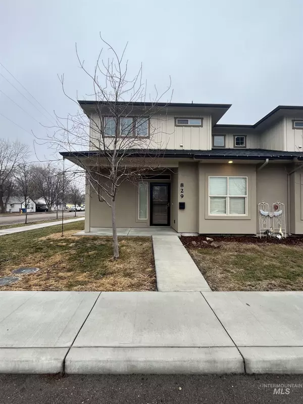 823 17th Ave, Nampa, ID 83651