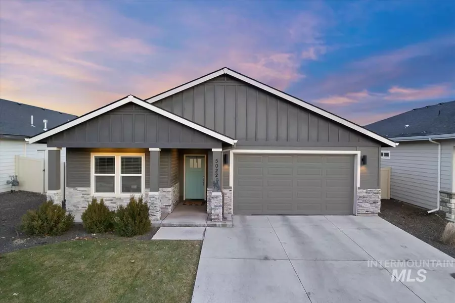 5022 Lava Springs Loop, Nampa, ID 83686