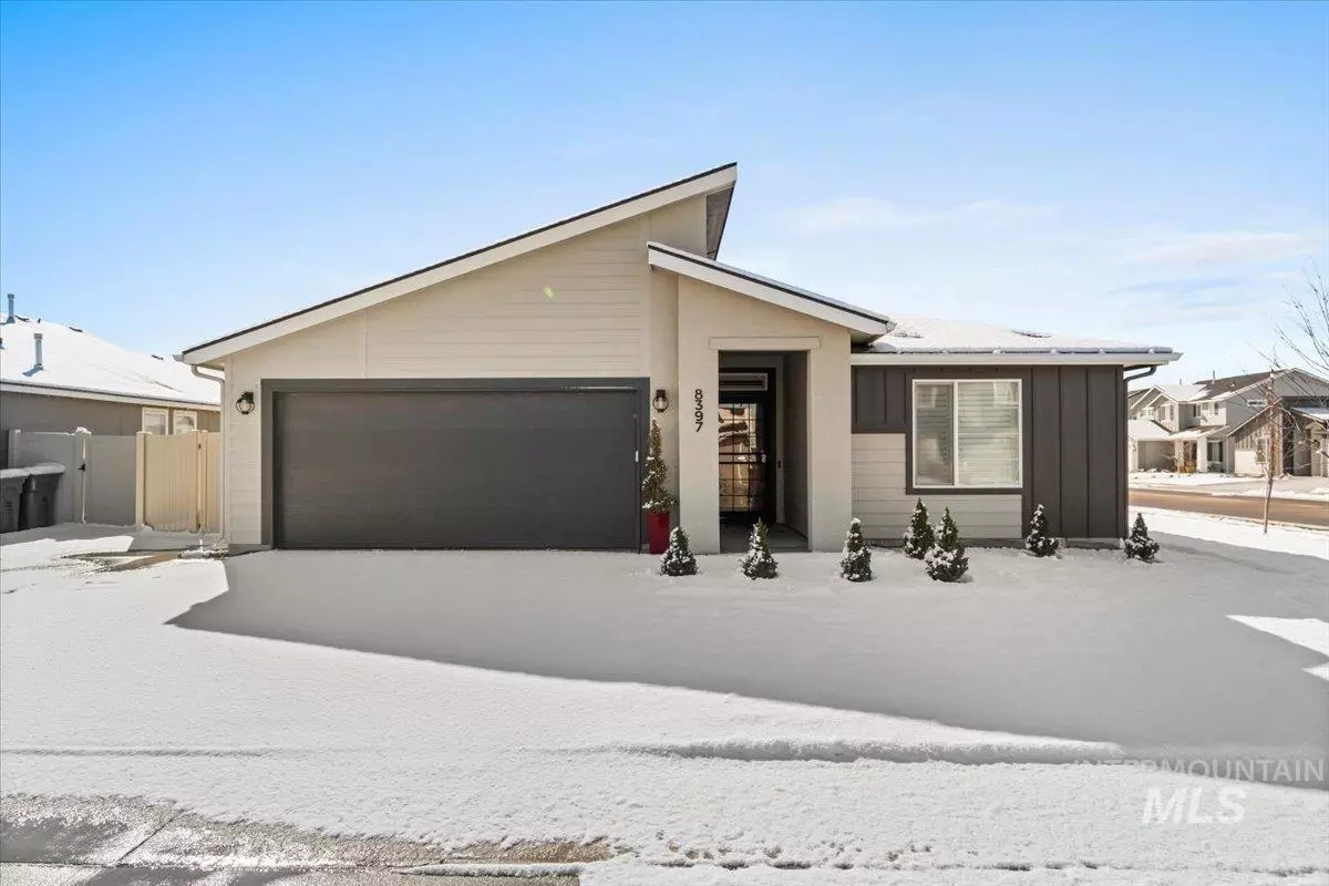 Nampa, ID 83687,8397 E Conant St.