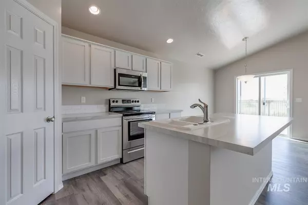 Nampa, ID 83687,17639 N Helmer Ave