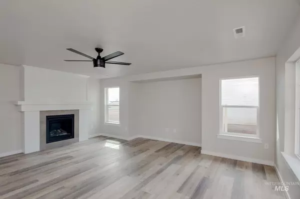 Nampa, ID 83687,17338 N Nightjar Way
