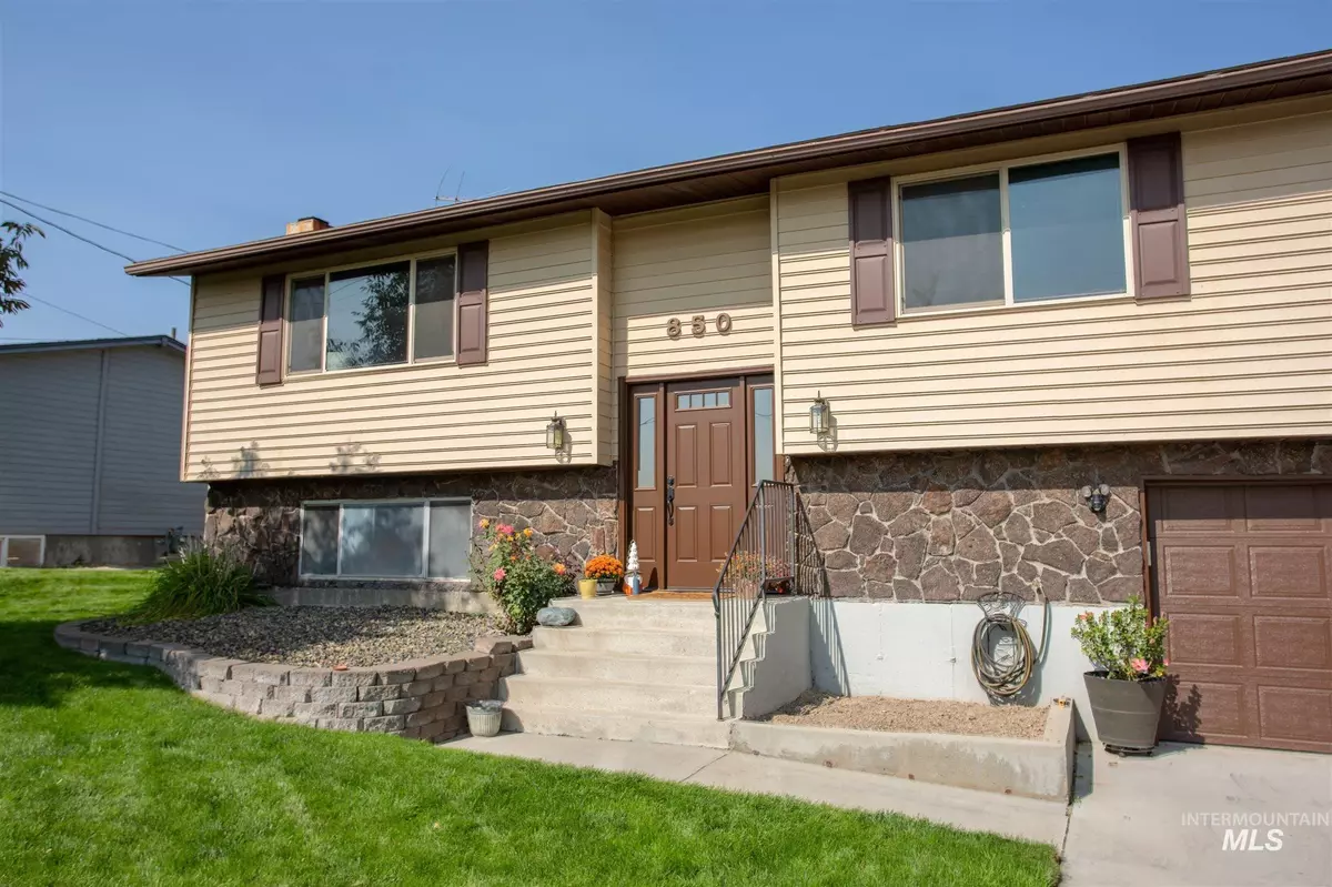 Kuna, ID 83634,850 W 4th Street