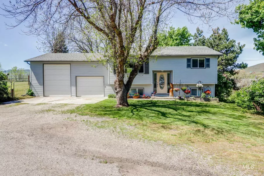 102 View Cir., Horseshoe Bend, ID 83629