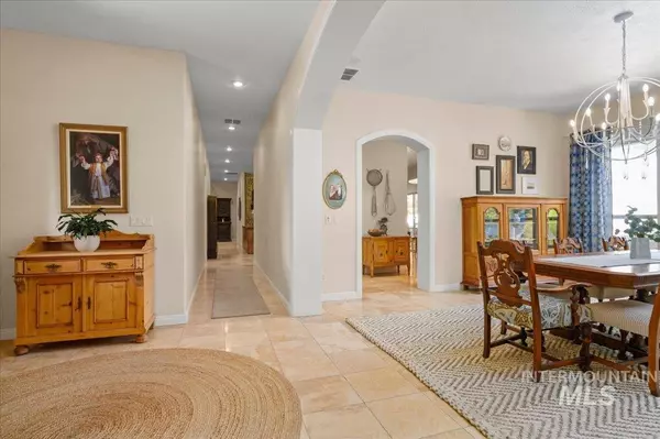 Eagle, ID 83616,678 N Cove Colony Way