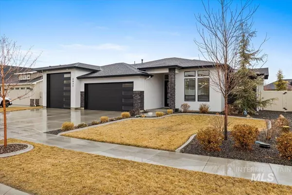 2937 E Snake River Drive, Nampa, ID 83686