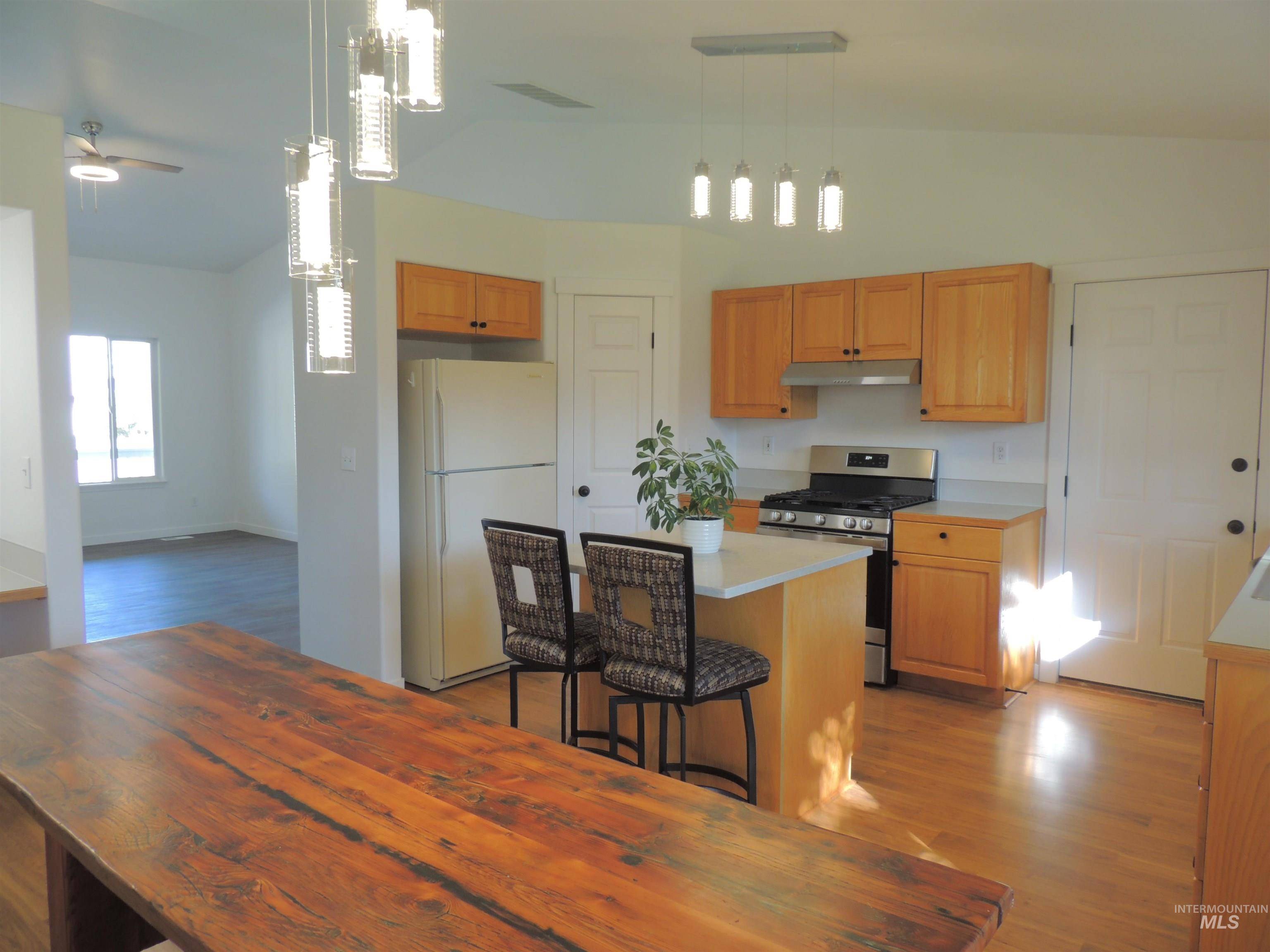 2521 W Santa Clara, Meridian, ID 83642