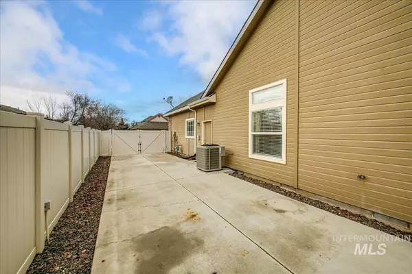 Meridian, ID 83642,3882 S Milan Way