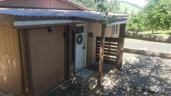 Peck, ID 83545,23050 Old Melrose Grade