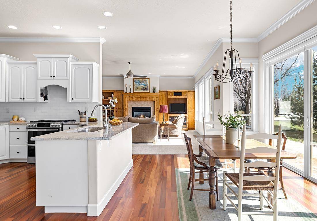 Eagle, ID 83616,1639 N Watson Pl