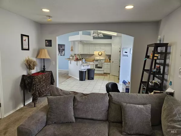 Nampa, ID 83651-7713,1620 W Young