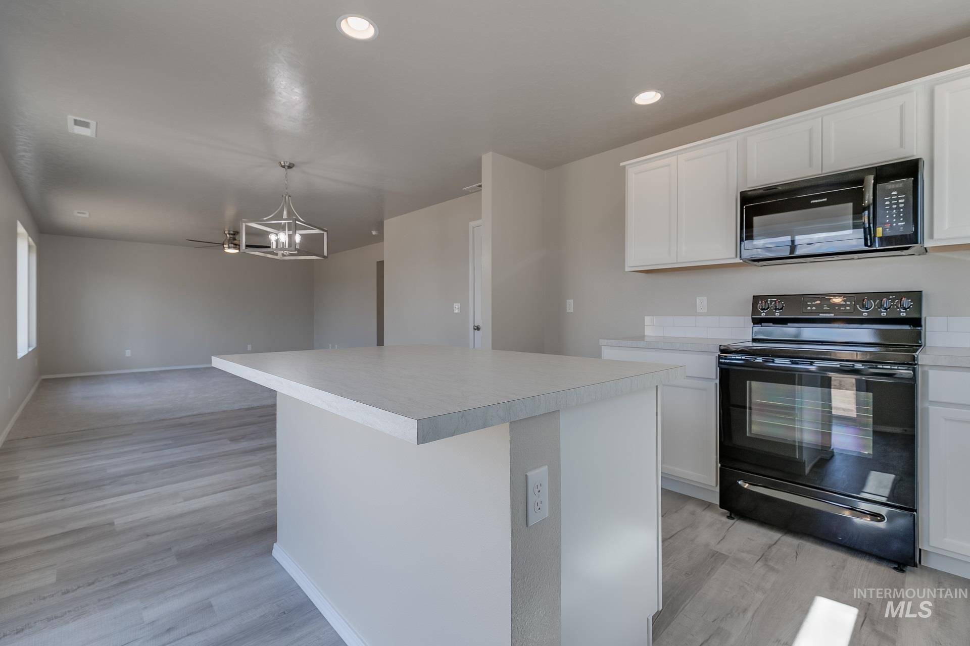 Meridian, ID 83642,3524 E Early Light Dr