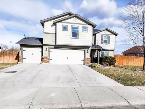 1790 SW Silverstone Ave, Mountain Home, ID 83647