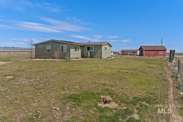 Mountain Home, ID 83647-5020,2715 Desert Wind Rd