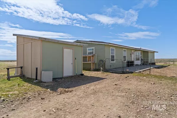 Mountain Home, ID 83647-5020,2715 Desert Wind Rd