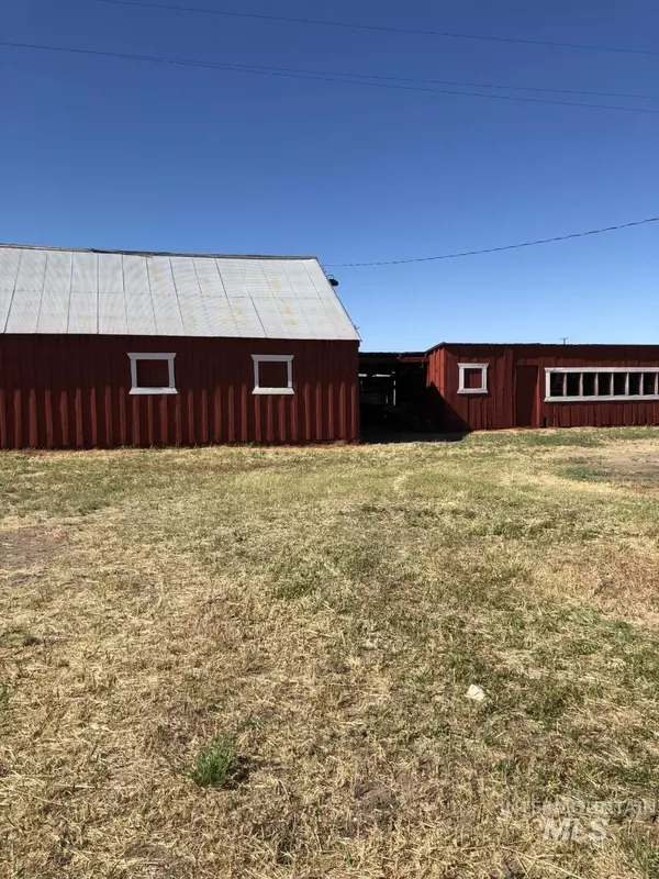 Fairfield, ID 83327,2 N 800 W