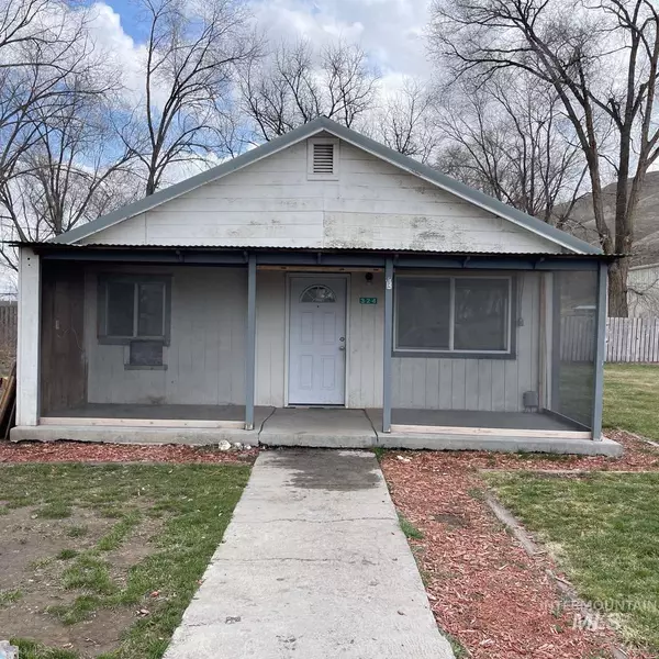 324 10th St, Vale, OR 97918