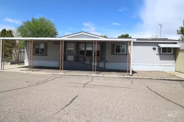 1715 W Flamingo, Nampa, ID 83651