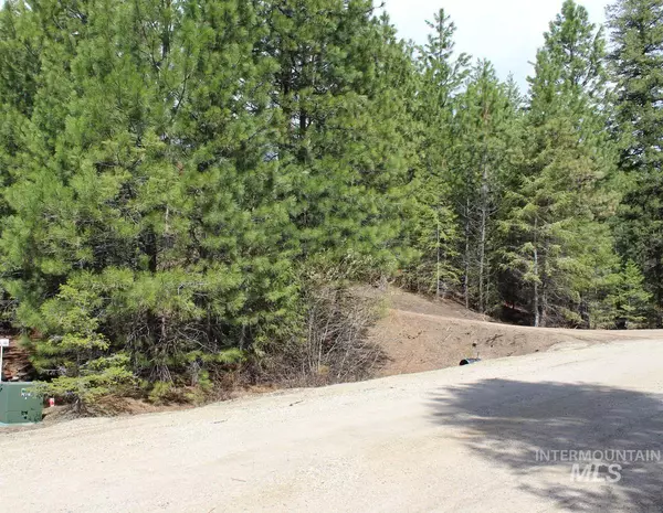 Cascade, ID 83611-9999,106 Price Loop