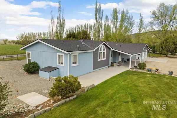 Melba, ID 83641,8563 Quail Run Dr