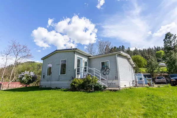 Lenore, ID 83501,31122 Paradise Ln