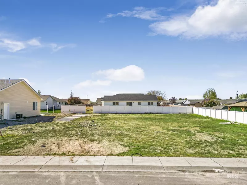 1411 Saddle Drive, Filer, ID 83328