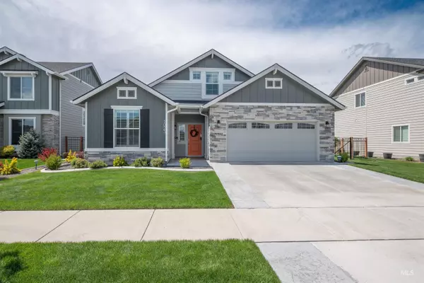 1023 N Chastain Ln, Eagle, ID 83616-6203