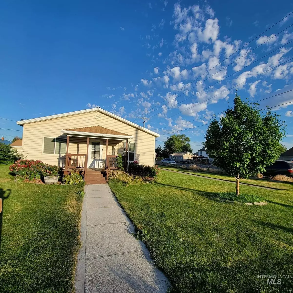 Gooding, ID 83330-1443,405 Oregon St