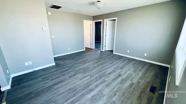 Declo, ID 83323,1174 S Hwy 81