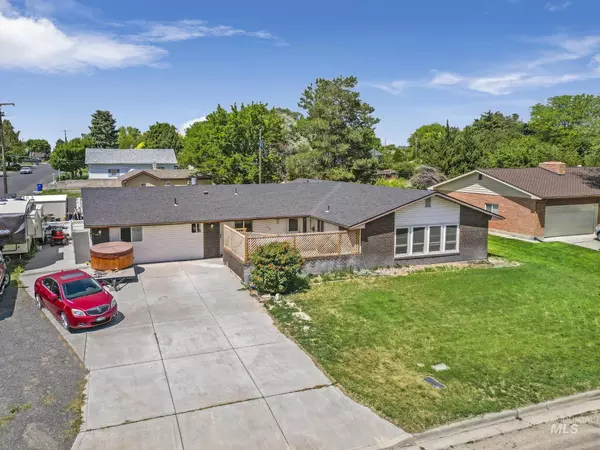 196 Blair Dr, Twin Falls, ID 83301-5310