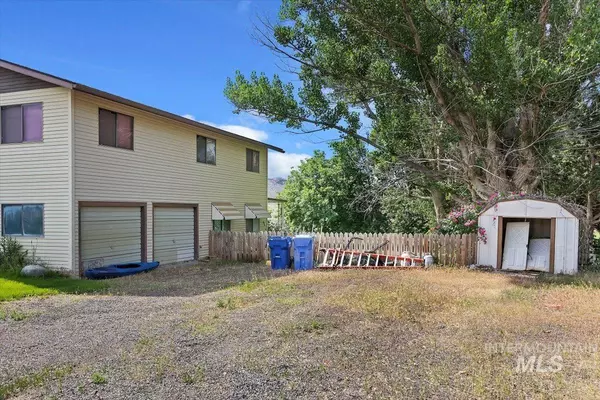 Buhl, ID 83316,1211 E 4338 North