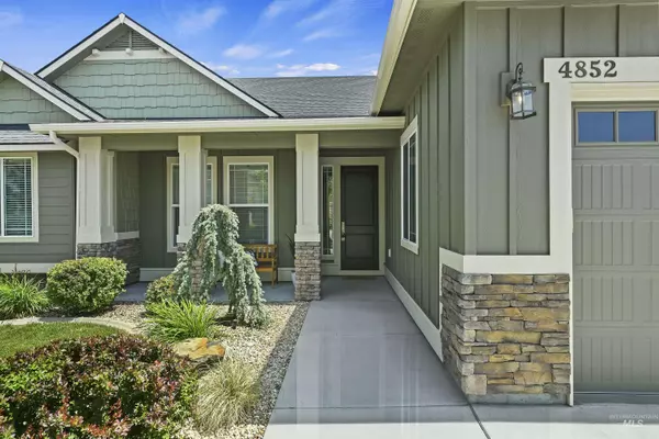 Eagle, ID 83616,4852 W Lemon Mint Court