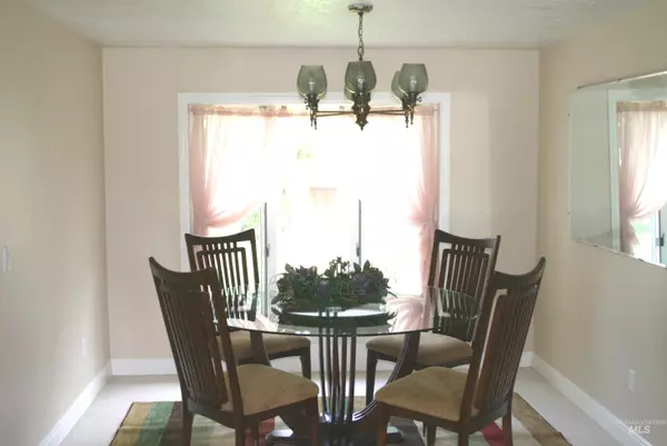 Pocatello, ID 83202,228 Reservation Rd