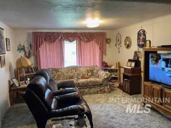 Weiser, ID 83672,615 E 12th