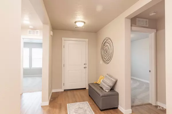 Nampa, ID 83687-0000,7590 E Iroquois