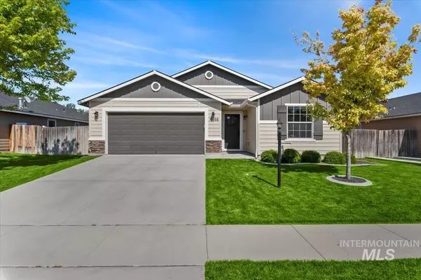 16658 N Clover Valley Way, Nampa, ID 83687